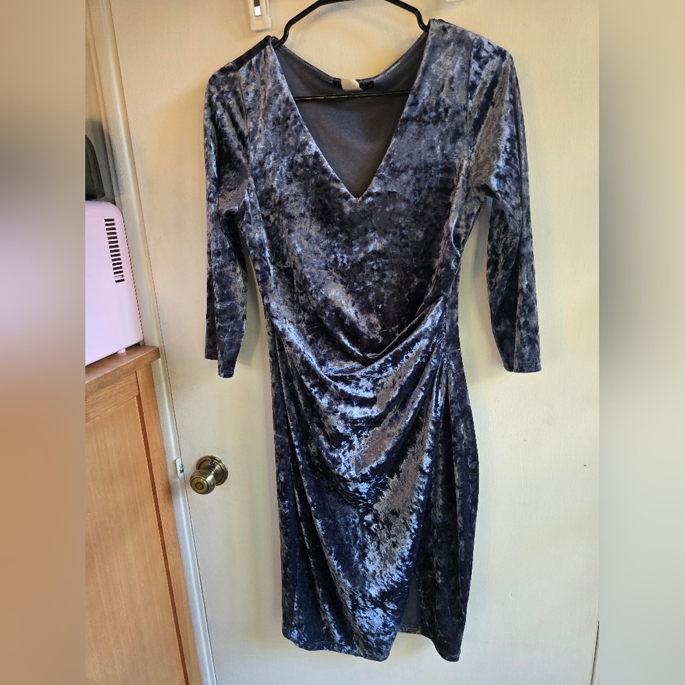 Material Girl Elegant Blue Velvet Dress Medium